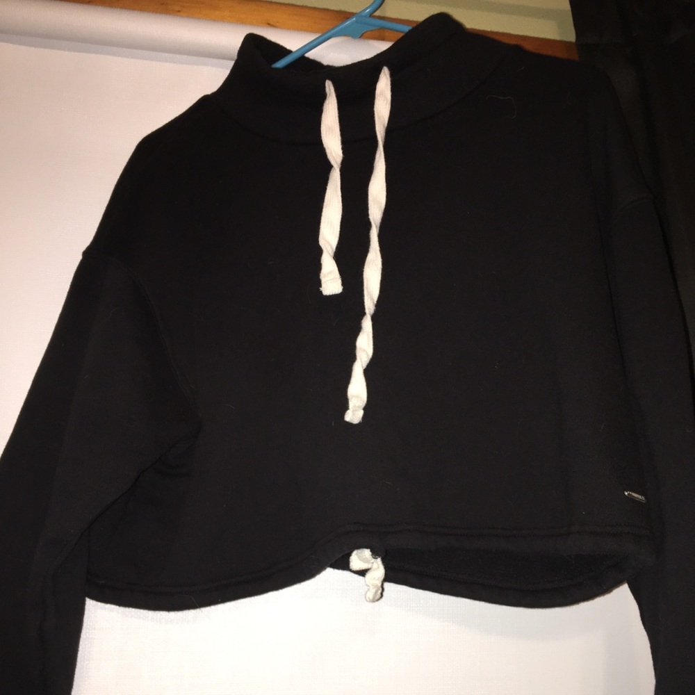 Forever 21 cropped turtle neck sweater